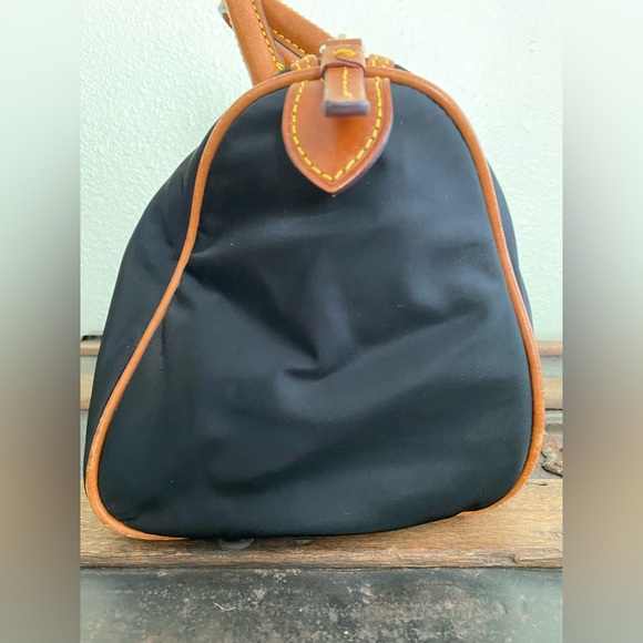 Dooney & Bourke vintage handbag leather hot pink EC~ - Picture 7 of 16